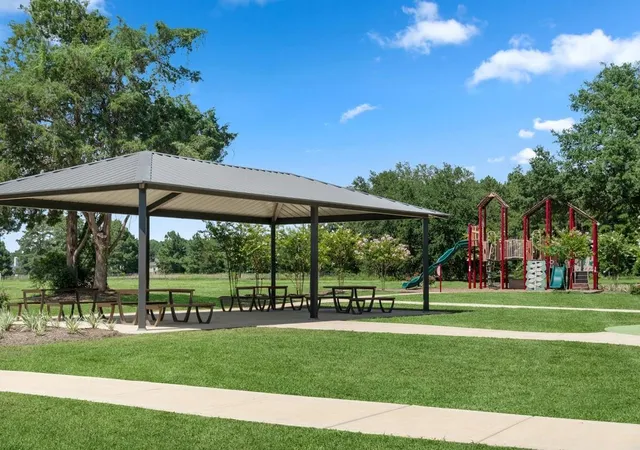 Photo 4 of Single family home for sale at 18238 Balsam Flds Dr, Tomball, TX 77377 | MLS# 42537657 | Listing updated on 2026-09-09