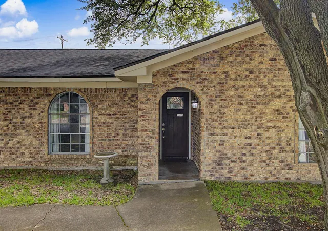 3rd image of 2909 Woodmeadow Dr, Bryan, TX 77802 | MLS# 65667504