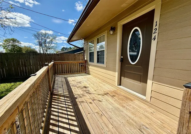 Homes for sale in West Columbia, TX | 124 Bennett St, West Columbia, TX 77486 | MLS# 40353533