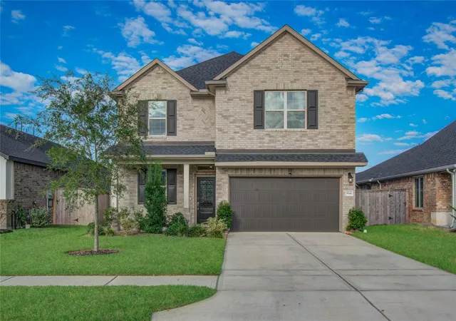 Homes for sale in La Porte, TX | 3042 Daw Boardwalk Dr, La Porte, TX 77571 | MLS# 5726125