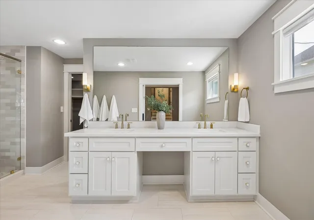 Photo 3 of Sale Pending at 1112 Merrill St, Houston, TX 77009 | MLS# 79301516 | Listing updated on 2026-09-16
