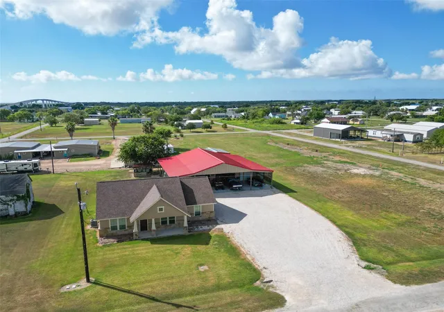 3rd image of 953 Austin St, Matagorda, TX 77457 | MLS# 56338335