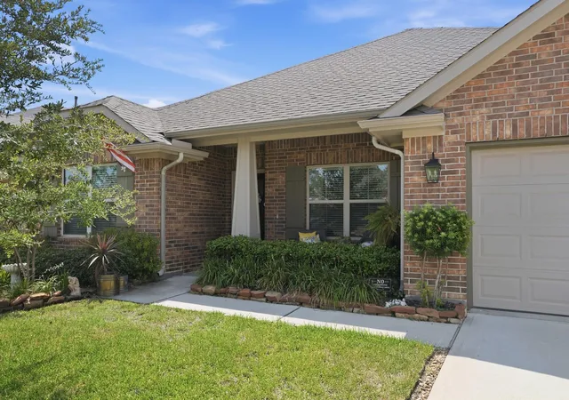 Photo 1 of Single family home for sale at 30183 Alpine Aster Ln, Cleveland, TX 77327 | MLS# 39237290 | Listing updated on 2026-09-02