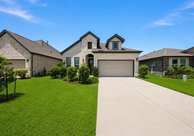 Photo 1 of Single family home for sale at 13025 Ocean Breeze Ln, La Marque, TX 77568 | MLS# 51196313 | Listing updated on 2026-09-11