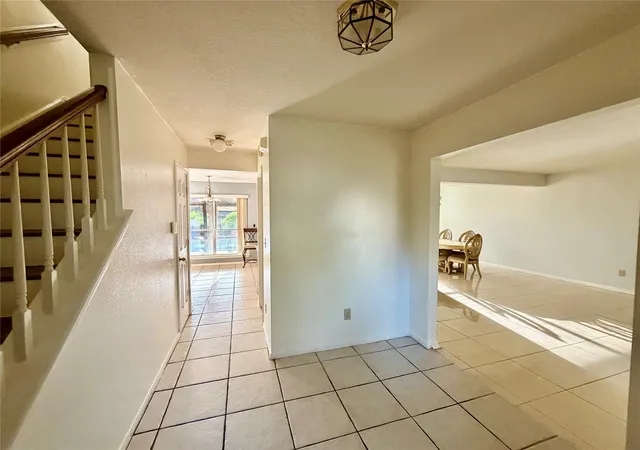 Photo 3 of Single family home for sale at 4010 Ivywood Dr, Pearland, TX 77584 | MLS# 21011781 | Listing updated on 2026-09-17