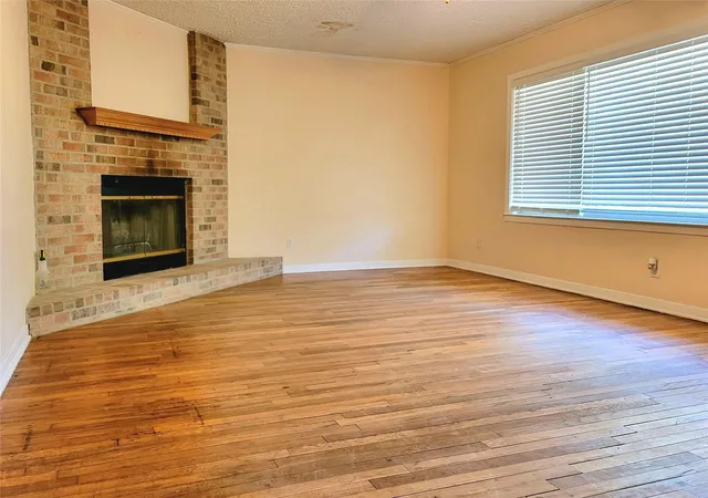 2nd image of 304 Helen St, Cleveland, TX 77328 | MLS# 28500040