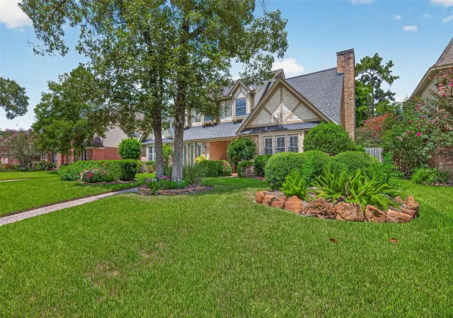 Photo 3 of Single family home for sale at 12306 Laneview Dr, Houston, TX 77070 | MLS# 51501044 | Listing updated on 2026-09-19