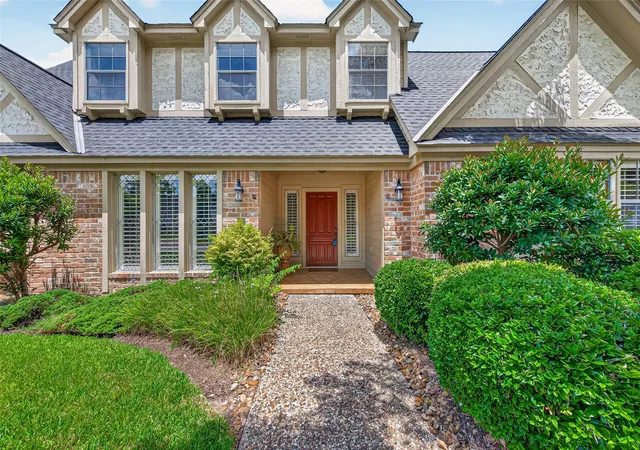 Photo 4 of Single family home for sale at 12306 Laneview Dr, Houston, TX 77070 | MLS# 51501044 | Listing updated on 2026-09-19