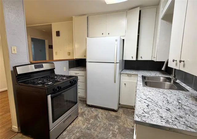 Photo 4 of Single family home for sale at 426 E Fm 1093 Rd, Wallis, TX 77485 | MLS# 61747930 | Listing updated on 2026-08-31