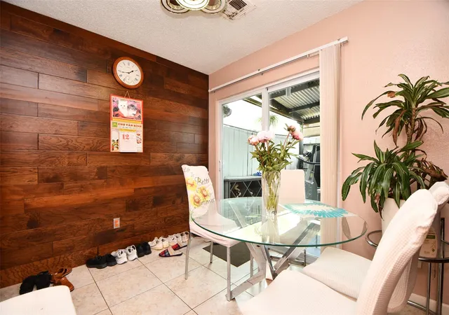 Photo 4 of Townhouse for sale at 7797 Cook Rd, Houston, TX 77072 | MLS# 67834035 | Listing updated on 2026-09-09