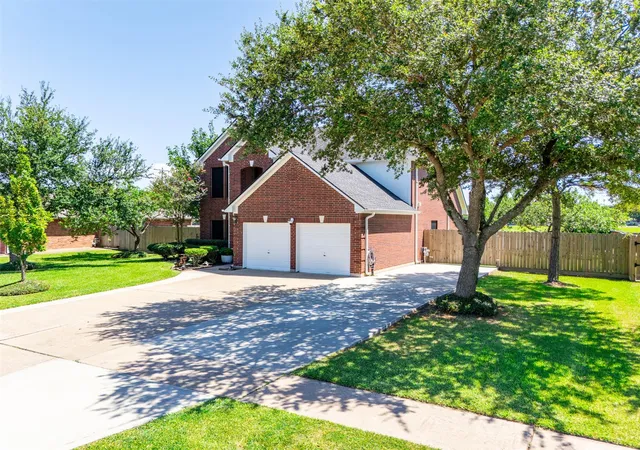 2nd image of 1205 28th Ave N, Texas City, TX 77590 | MLS# 96287795