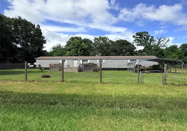 Photo 1 of Single family home for sale at 270 Fitzgerald Ln, Livingston, TX 77351 | MLS# 53022229 | Listing updated on 2026-09-24