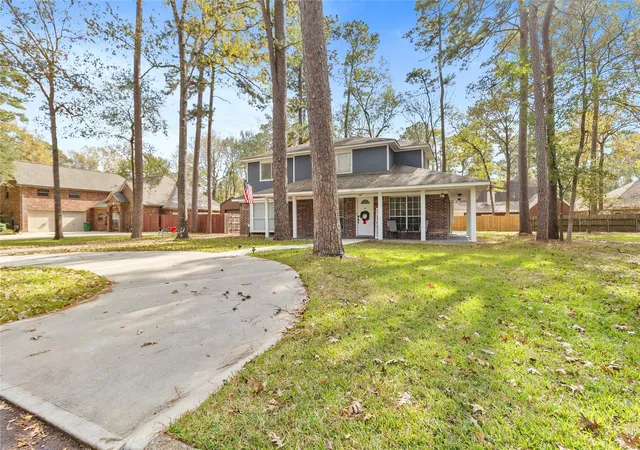 2nd image of 117 E Park Dr, Montgomery, TX 77356 | MLS# 11519890
