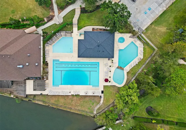 35th image of 117 E Park Dr, Montgomery, TX 77356 | MLS# 11519890