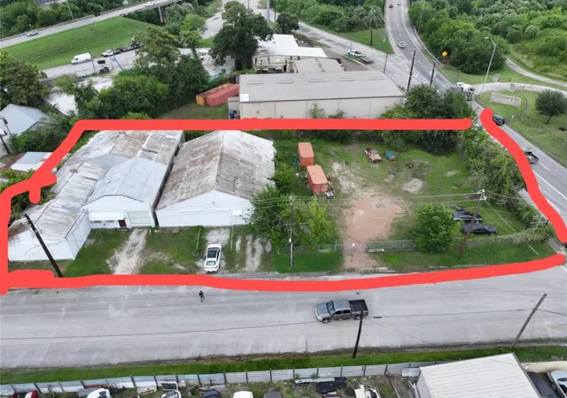 Photo 1 of Land for sale at 6839 Avenue W, Houston, TX 77011 | MLS# 32972824 | Listing updated on 2026-09-02
