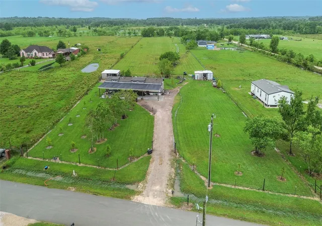 2nd image of 660 County Road 3011, Dayton, TX 77535 | MLS# 75233020