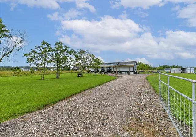 3rd image of 660 County Road 3011, Dayton, TX 77535 | MLS# 75233020
