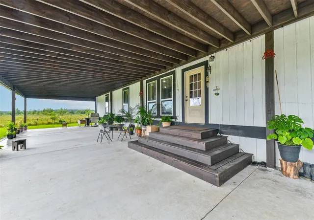 4th image of 660 County Road 3011, Dayton, TX 77535 | MLS# 75233020