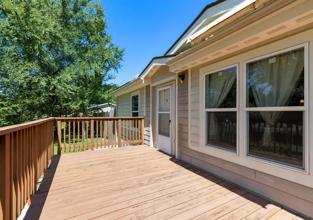 Photo 3 of Single family home for sale at 25330 Settlers Ml Rd, Magnolia, TX 77355 | MLS# 94264409 | Listing updated on 2026-09-05