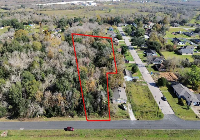 Photo 1 of Land for sale at 0 Oak St N, Texas City, TX 77591 | MLS# 73346387 | Listing updated on 2026-06-02