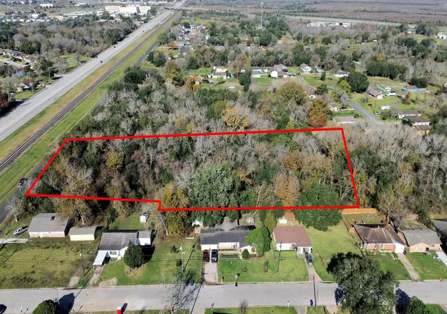 Photo 3 of Land for sale at 0 Oak St N, Texas City, TX 77591 | MLS# 73346387 | Listing updated on 2026-06-02