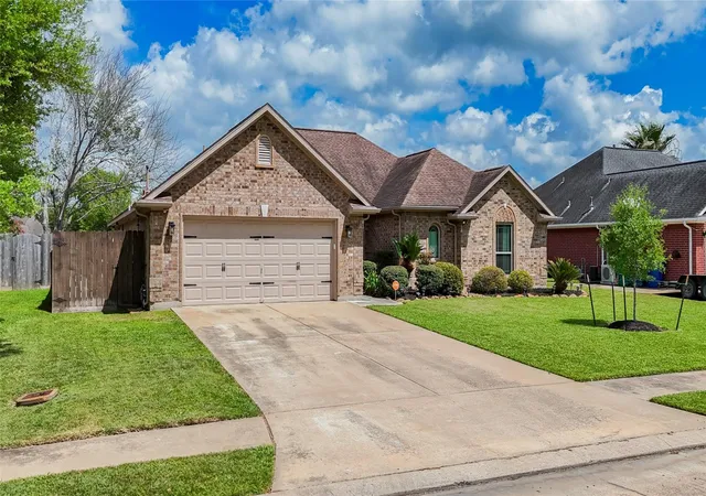 Homes for sale in Richwood, TX | 144 Dove Trl, Richwood, TX 77531 | MLS# 10782870