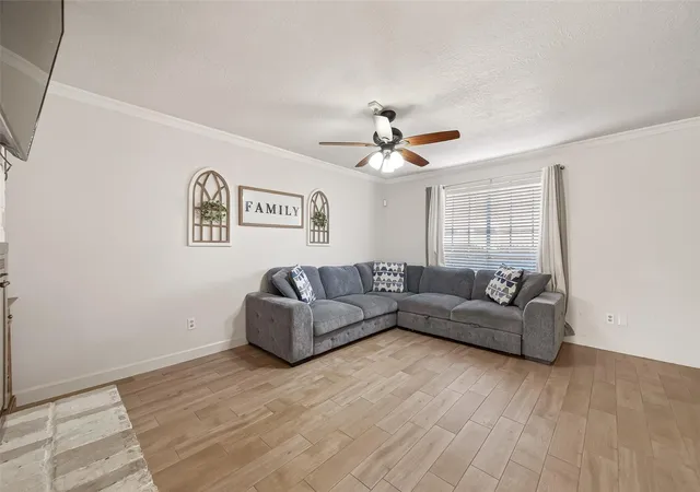 Photo 3 of Townhouse for sale at 4140 Belle Park Dr #4140, Houston, TX 77072 | MLS# 86392605 | Listing updated on 2026-10-01