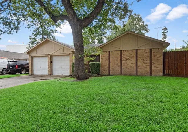 Photo 1 of Single family home for sale at 18734 Twigsworth Ln, Humble, TX 77346 | MLS# 70890941 | Listing updated on 2026-07-16