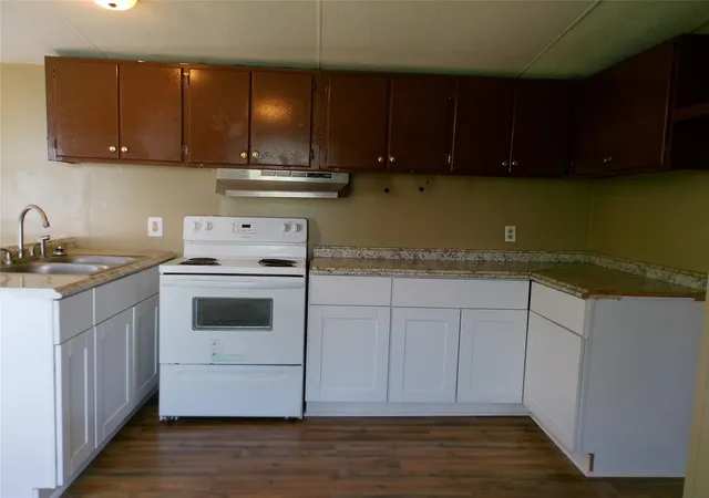 5th image of 2501 Mcdonald Rd, Freeport, TX 77541 | MLS# 3777317