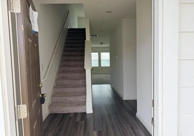 5th image of 414 Line Of Fire Wy, Jarrell, TX 76537 | MLS# 9537110