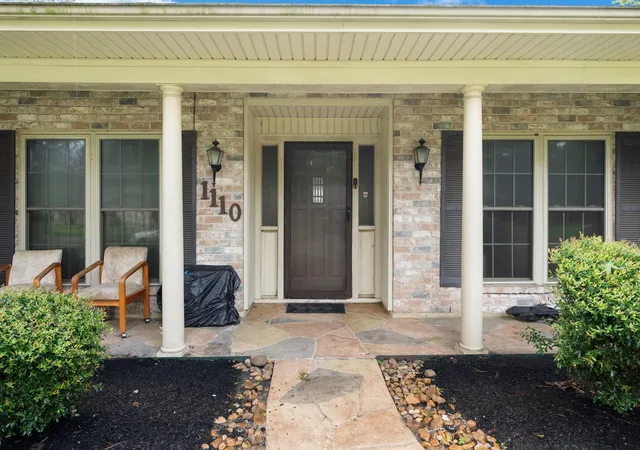 Photo 3 of Single family home for sale at 1110 Pear Tree Ln, Houston, TX 77073 | MLS# 85051879 | Listing updated on 2026-06-25