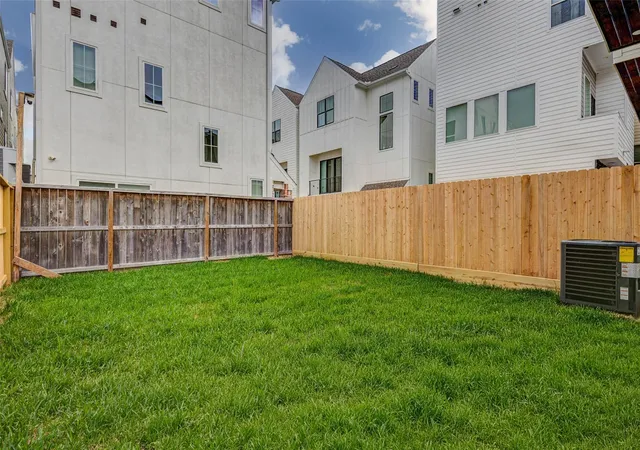 43rd image of 3305 Saint Emanuel St, Houston, TX 77004 | MLS# 70240958