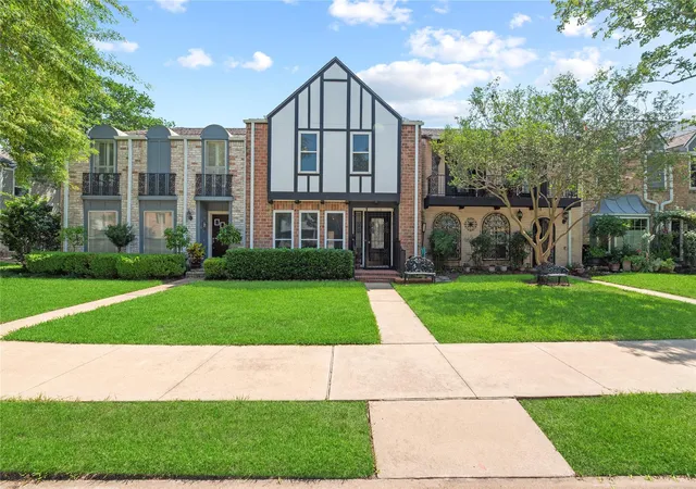 Photo 1 of Townhouse for sale at 1310 Country Pl Dr, Houston, TX 77079 | MLS# 65986813 | Listing updated on 2026-09-03