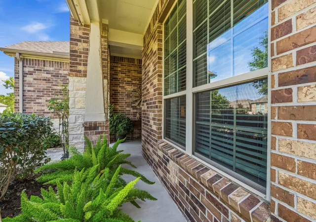 3rd image of 217 Percheron Dr, The Woodlands, TX 77382 | MLS# 39108733