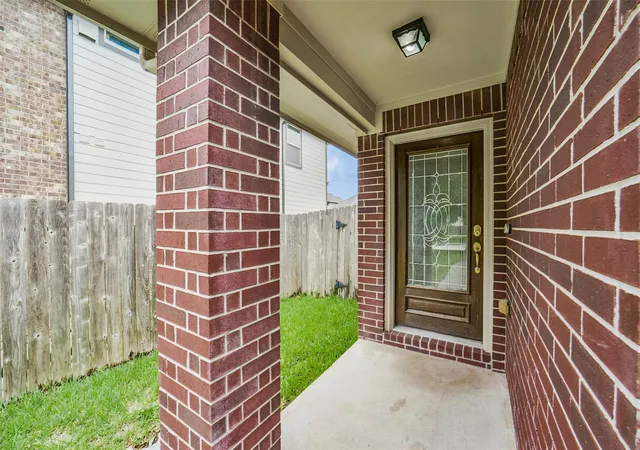 3rd image of 9035 River Dale Canyon Ln, Humble, TX 77338 | MLS# 26843861