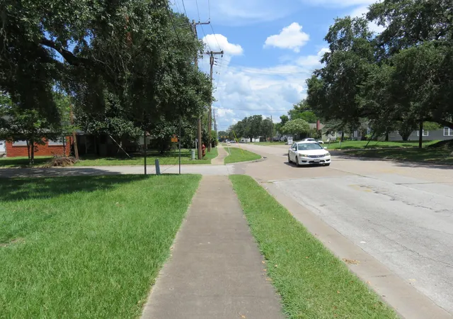 45th image of 1719 Grand Ave, Liberty, TX 77575 | MLS# 84219129