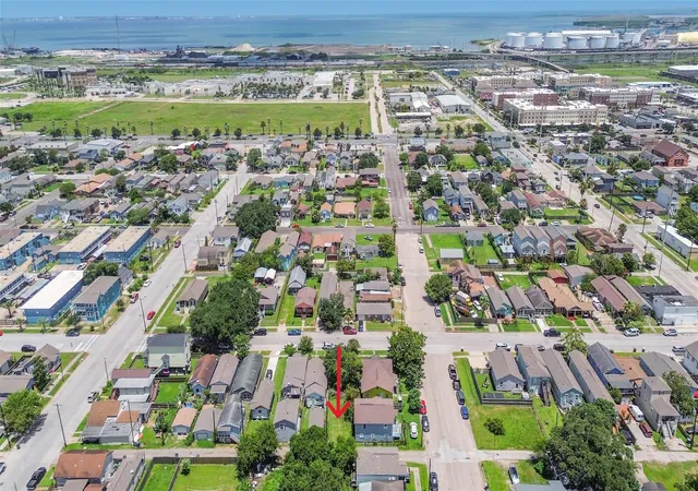 Photo 2 of Land for sale at 5405 Ave M, Galveston, TX 77551 | MLS# 86500692 | Listing updated on 2026-07-03