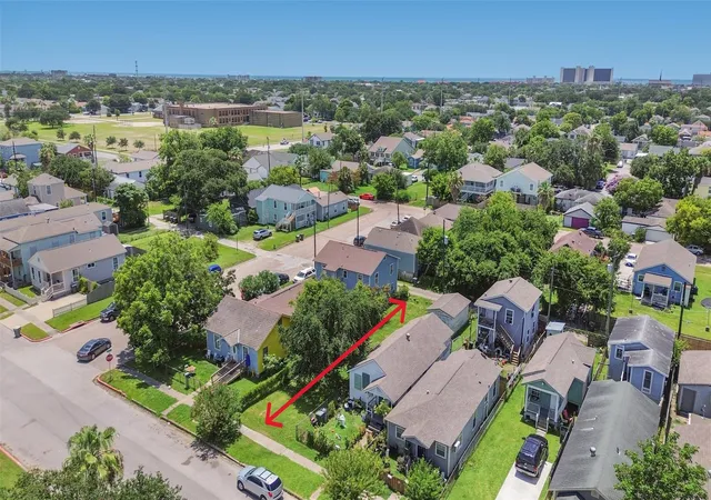 Photo 3 of Land for sale at 5405 Ave M, Galveston, TX 77551 | MLS# 86500692 | Listing updated on 2026-07-03