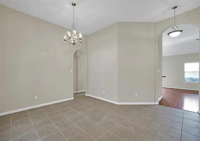 Photo 4 of Single family home for sale at 1802 Tavish Ln, Conroe, TX 77301 | MLS# 70128476 | Listing updated on 2026-09-10