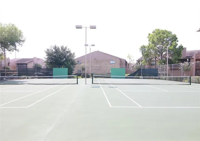 15th image of 10555 Turtlewood Ct #1001, Houston, TX 77072 | MLS# 22562703