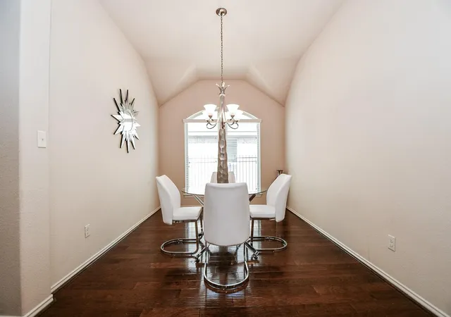 Photo 4 of Single family home for sale at 26223 Serenity Oaks Dr, Richmond, TX 77406 | MLS# 2591121 | Listing updated on 2026-09-17