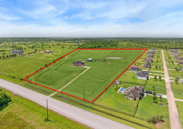 Photo 1 of Sale Pending at 3850 Fm 2917 Rd, Alvin, TX 77511 | MLS# 27519630 | Listing updated on 2026-09-06