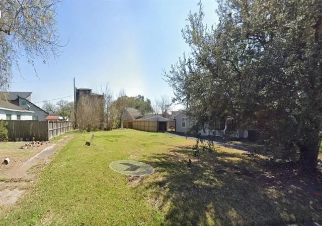 Land for sale at 2267 Des Jardines St, Houston, TX 77023 | MLS# 98343754
