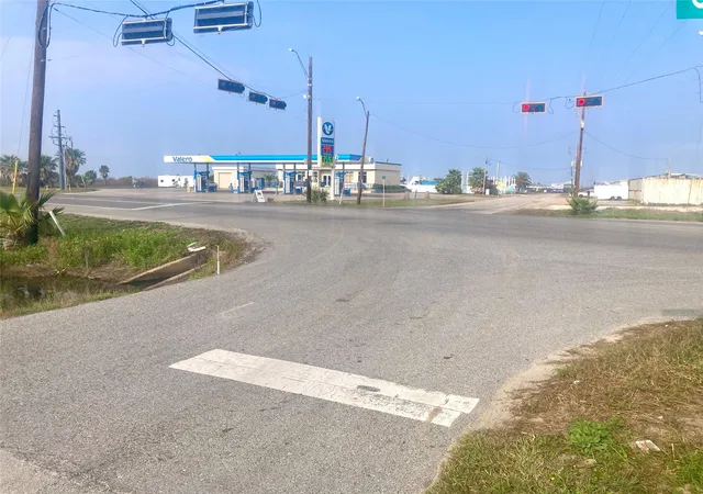 7th image of 3005 Hwy 87, Port Bolivar, TX 77650 | MLS# 49932351