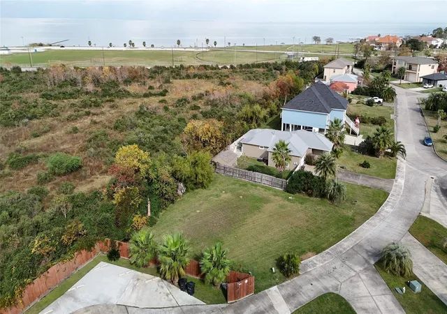 Photo 3 of Land for sale at 226 Debbie Ln, Dickinson, TX 77539 | MLS# 39936219 | Listing updated on 2026-09-01