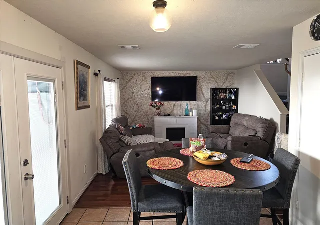 Photo 3 of Single family home for sale at 9118 Iron Springs Dr, Houston, TX 77034 | MLS# 9301593 | Listing updated on 2026-05-22