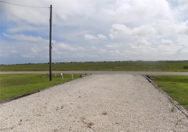 9th image of 299 Cr 299, Sargent, TX 77414 | MLS# 38805419