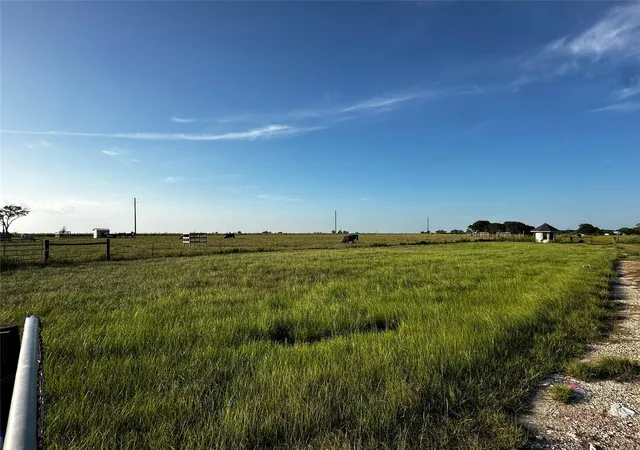 Photo 3 of Sale Pending at 6784 Mieth Rd S, Sealy, TX 77474 | MLS# 64316636 | Listing updated on 2026-09-15