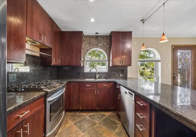 Photo 3 of Townhouse for sale at 1846 Hollister St #12, Houston, TX 77080 | MLS# 43824431 | Listing updated on 2026-06-05