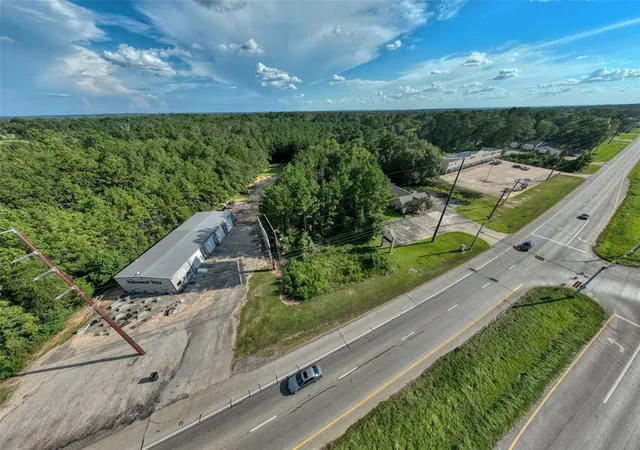 11th image of 701 W Gibson St, Jasper, TX 75951 | MLS# 16415682